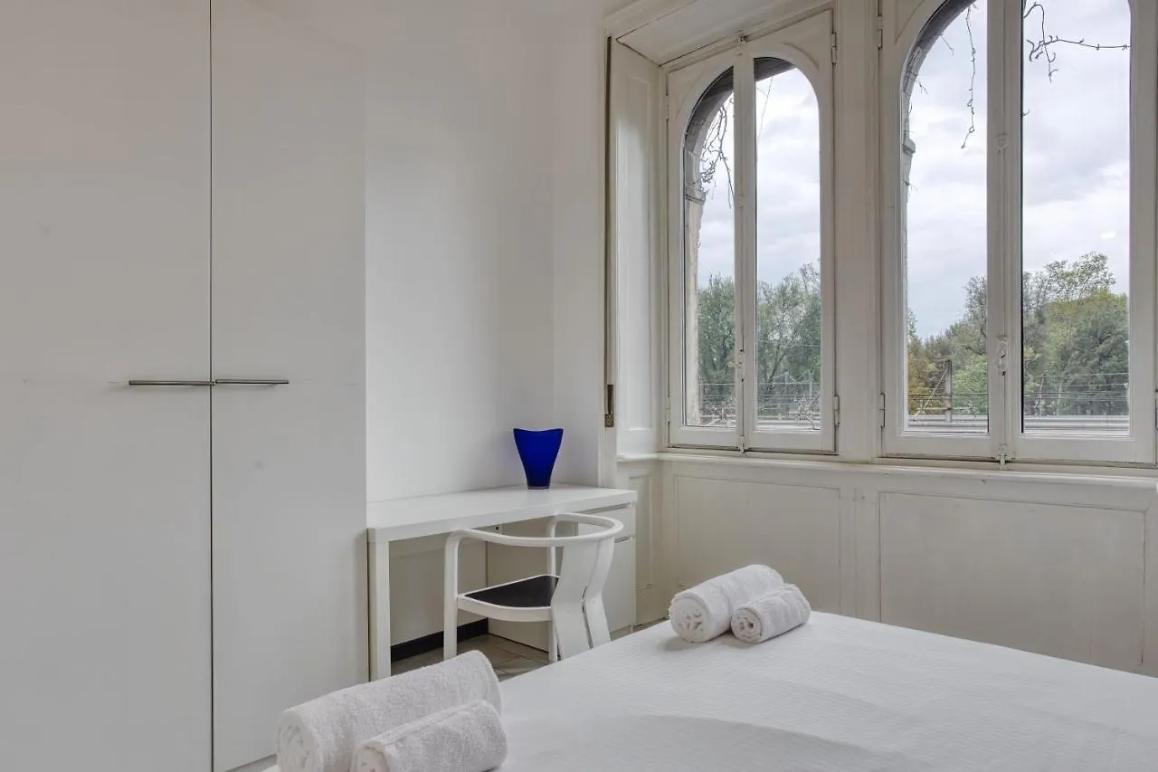 Apartament Joivy Wonderful Apt Next To Sforzesco Castle Mediolan