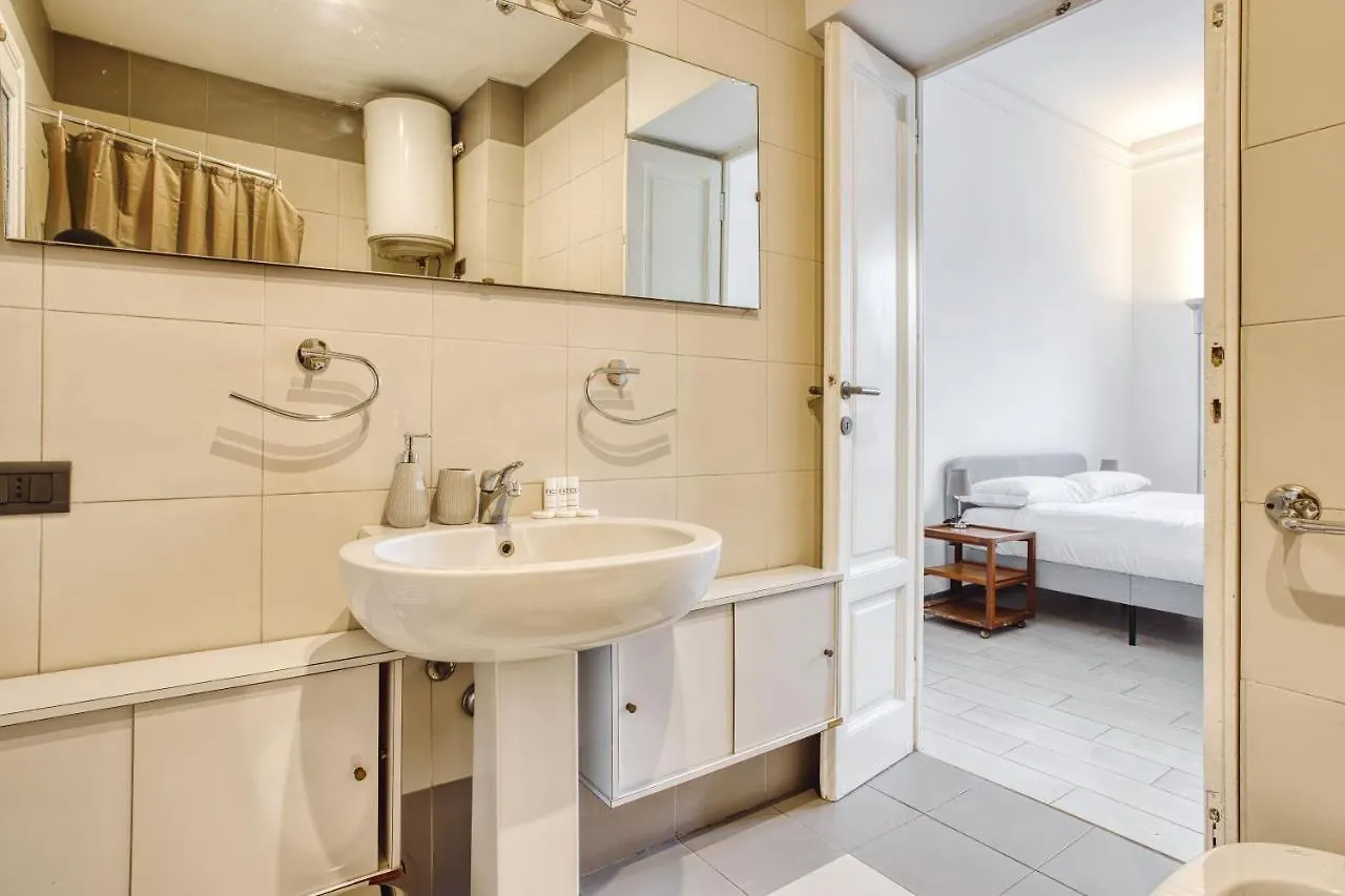Joivy Wonderful Apt Next To Sforzesco Castle Apartment Milan